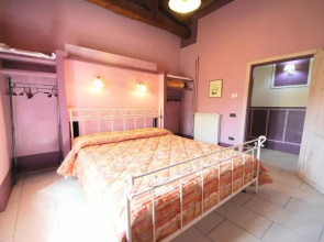 Exquisite Spoleto-poolside-sleeps-20pool, Jacuzzi, Gardens - Fabulous Views