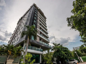 Syphon Hotel & Apartment