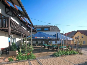 Gasthaus & Pension Ferring