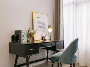 Wuhan Wuchang·Qunxingcheng Square · Locals Apartment 00121920