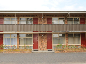 The Peninsula Motor Inn