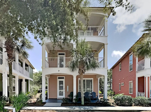 Sunny Days by Southern Vacation Rentals