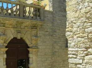 Erice 10 Sleeps House