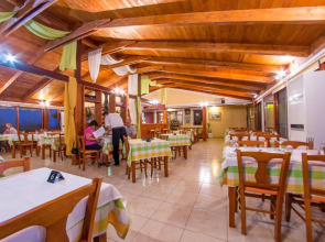 Sea View Village - Studios & Apartments