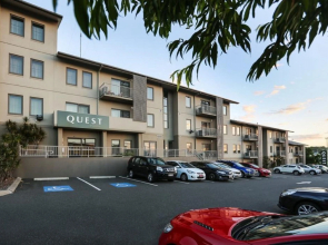 Gladstone Downtown Central Apartment Hotel