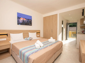 Passas Mare Apartments & Studios