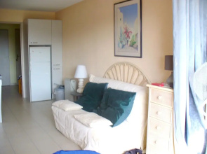 Apartment With one Bedroom in Gassin, With Wonderful sea View, Shared Pool and Furnished Balcony - 100 m From the Beach