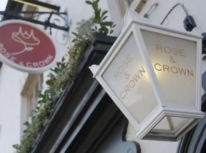 Rose & Crown