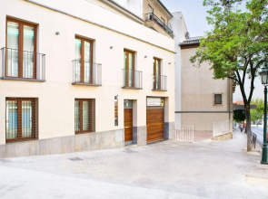 Apartamentos & Suites Real de Cartuja