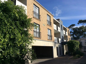 Oceanic On Thompson Apartments