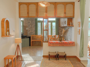 Bir Downtown 2BHK - Landing Site 5 Mins