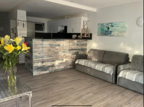 Le Zéphyr, superbe appartement à la Corniche avec parking