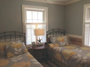 Cypress Cottage 3 Bedrooms 1.5 Bathroom Home