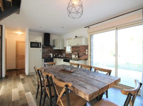 Maison La Bourboule, 3 pièces, 8 personnes - FR-1-608-203