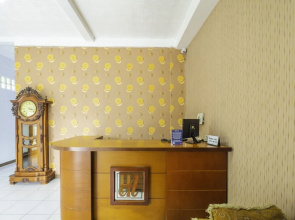 Hotel Aden 2 Syariah by OYO Rooms