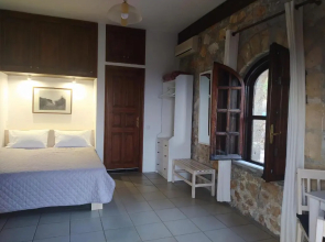 Papanestoras Apartments