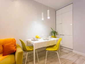 Moment House (Момент Хаус) на улице Народного Ополчения