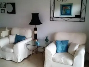 2250-Beautiful Groundfloor with Garden And Pool