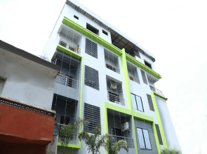 OYO 10781 Parashar Legacy