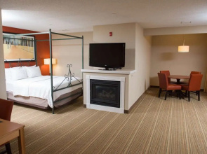 Hawthorn Suites BY Wyndham Erie
