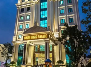 Canh Hung Palace
