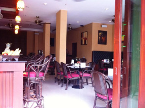 Patong Hemingway's Hotel