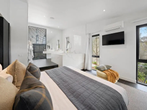 Hepburn Bathhouse & Spa Villas