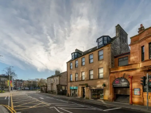 2 Bed Flat - Town Centre