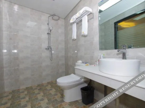 Ganpan Hotel (Lanzhou Caocang Street)