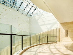 HUALUXE Shanghai Twelve at Hengshan by IHG