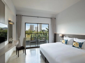 Centara Life Cha-Am Beach Resort Hua Hin