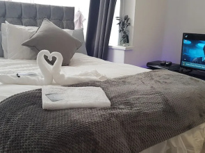 Harlington Apartments