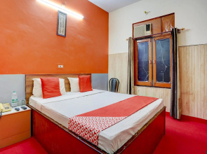 OYO 80038 Hotel Fridays