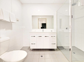 Seaview Patong Hotel