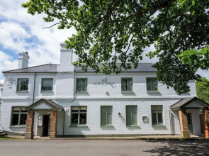 Wheatsheaf Hotel - Virginia Water by Chef and Brewer Collection