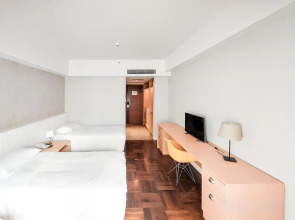 Caritas Oswald Cheung International House