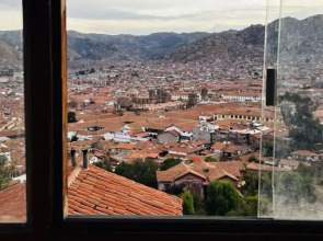 Summit Viewpoint House