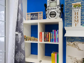 240 Spacious Modern Home w AC