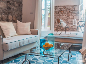 Medousa Suites