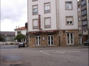 Hostal Valadares