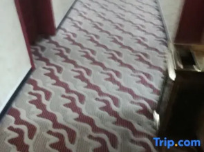 Weishi Feiyue Business Hotel