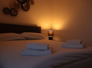 Silver City Apartments, Historic Apartment