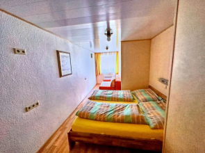 Beautiful Apartment in Gortipohl With Garden