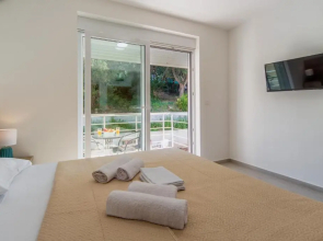 GREJM Lux Family Apartments