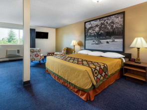 Sutton Suites Hotel