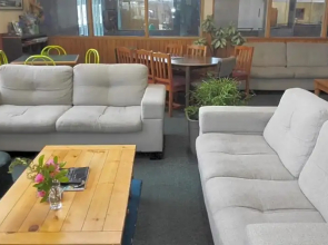 Mountain Jade Backpackers