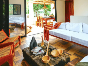 Awesome jungle villa with pool La Veleta
