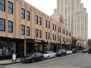 MONTCLAIR - Modern CWE Apts near BJC by Zencity