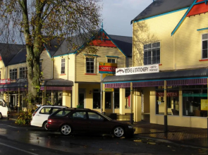 No 1 Motels