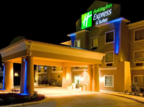 Holiday Inn Express & Suites Jourdanton-Pleasanton